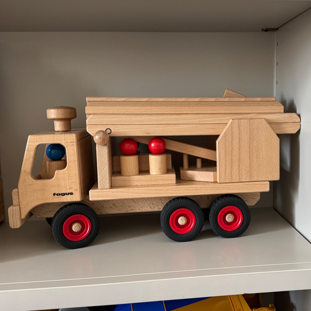 FAGUS made in Germany Wooden Fire Truck Toy with Ladder - Picture 4 of 6